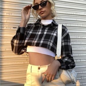 PLAID BUTTON UP SUPER CROP BLOUSE